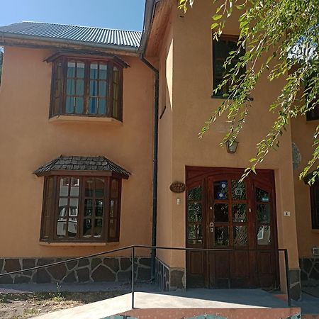 Auberge de jeunesse La Casa De Emma à Esquel Extérieur photo